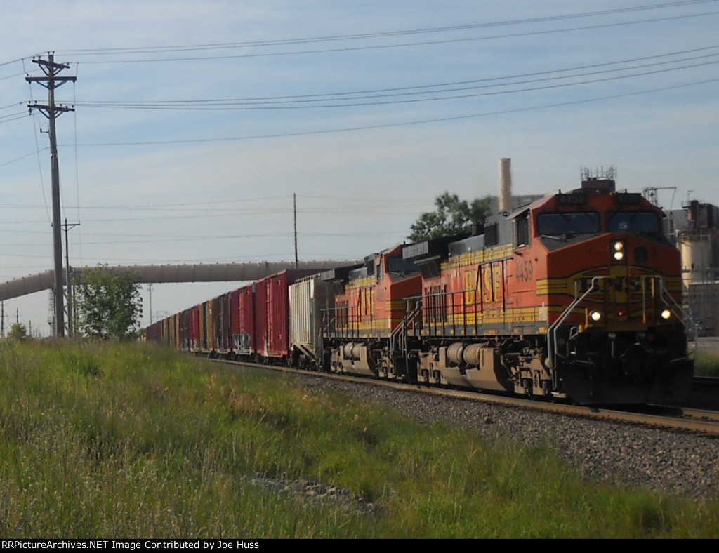 BNSF 4459 West